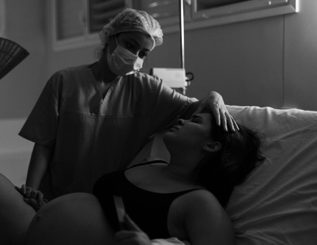 parto normal após cesárea da Yanka com doula na pro matre